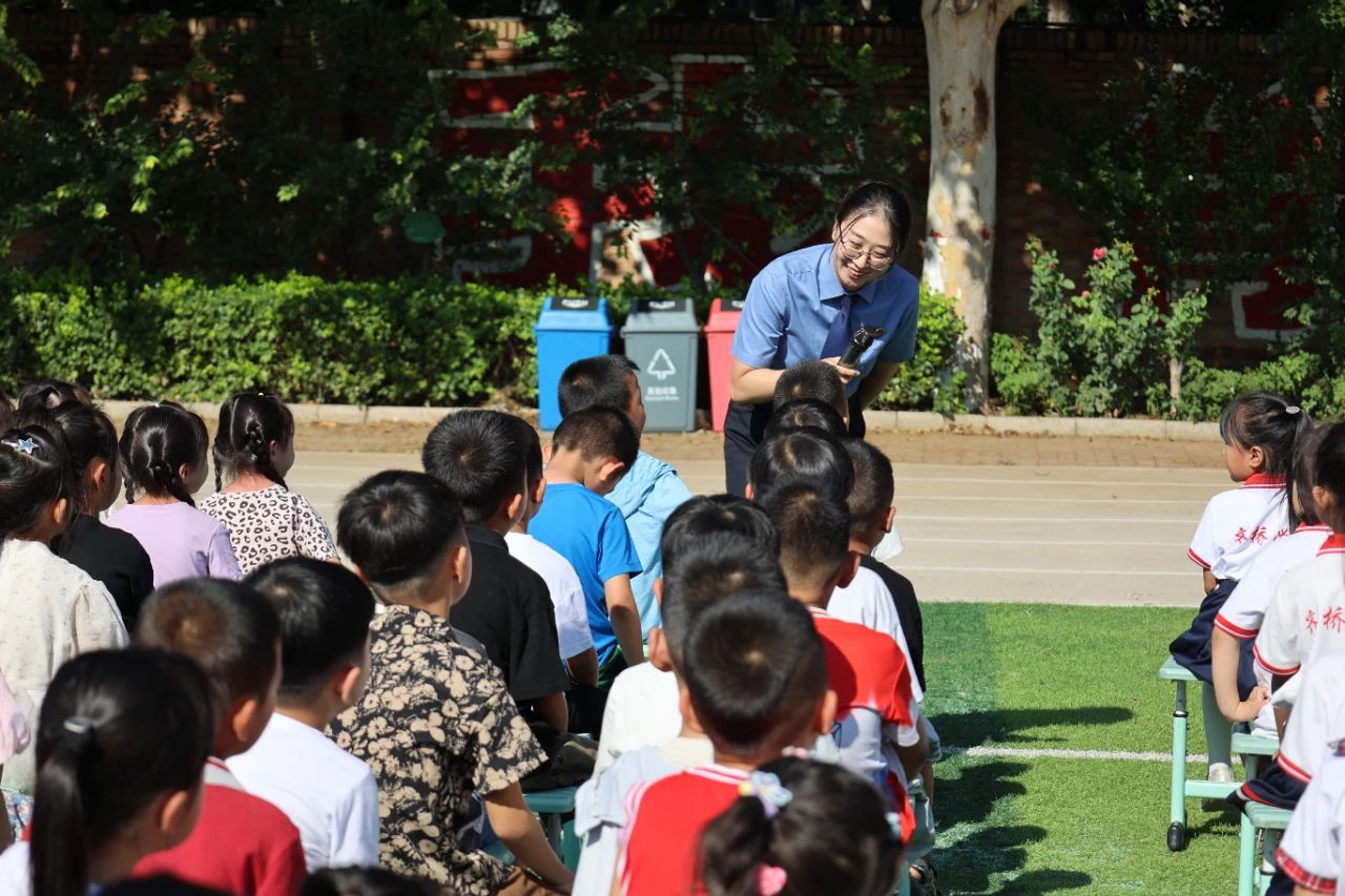“远离犯罪，健康成长”——泊头市人民检察院开学季全市巡讲暨“木兰有约”普法进校园